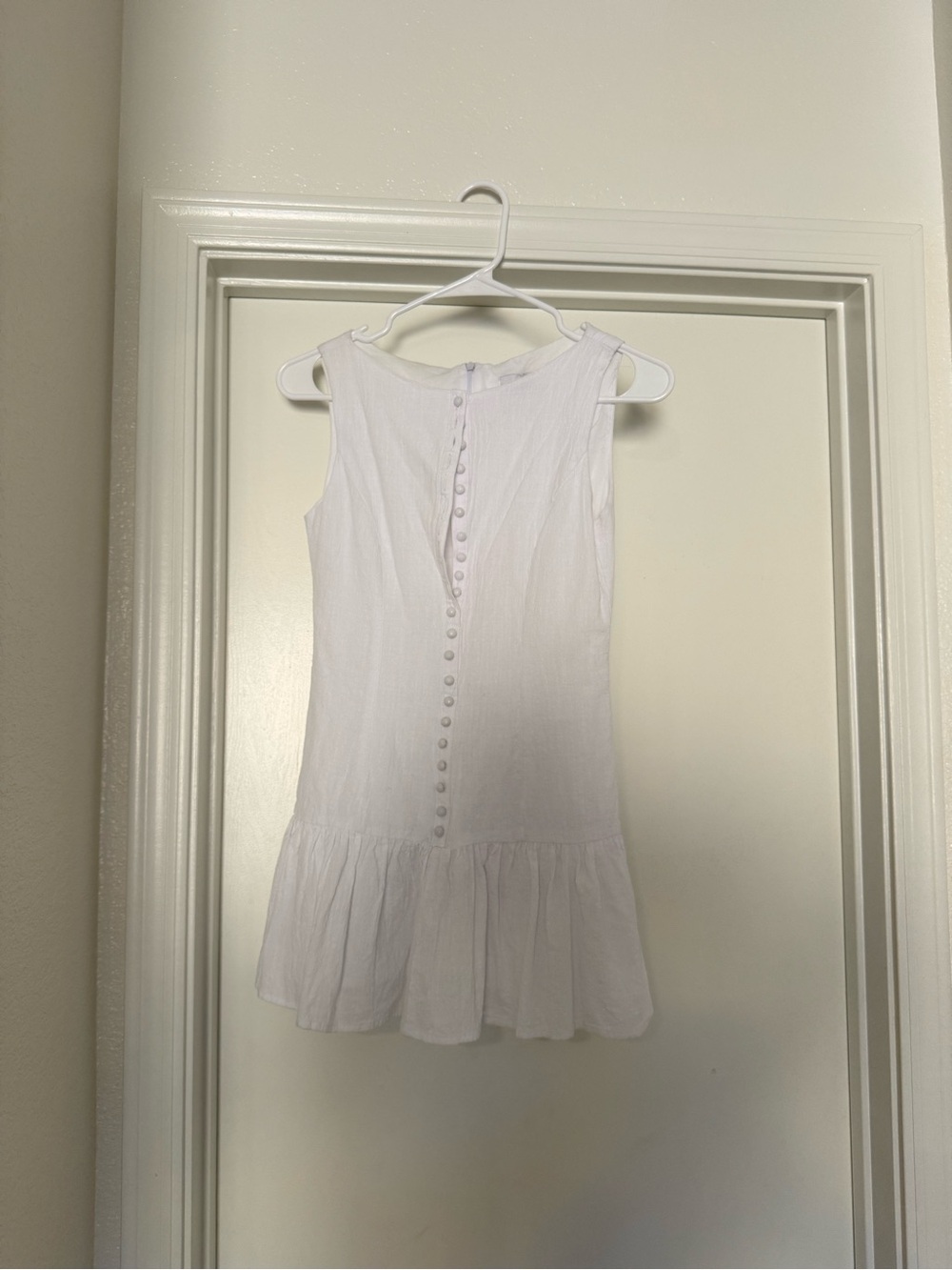 Sleeveless White Button-Front mini Dress